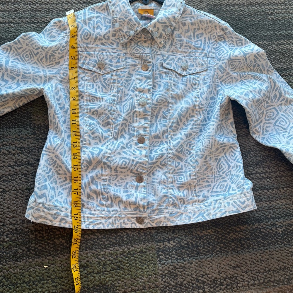 Ruby Rd. Blue and White Patterned Jacket - Picture 7 of 9